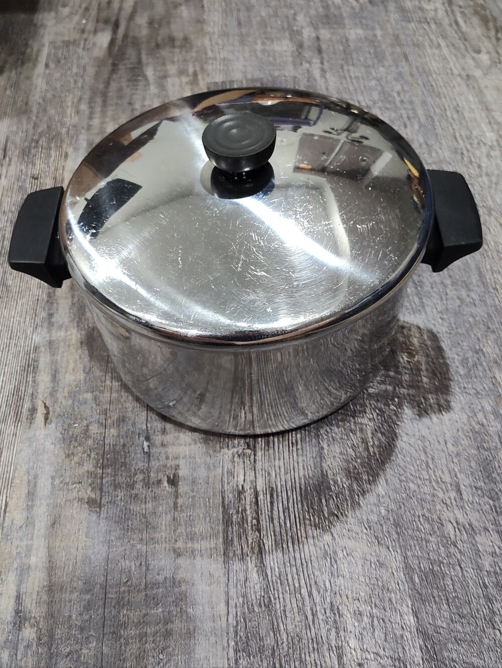 Revere Ware 1801 Stainless Steel 4.5 Quart Pot With Lid-Vintage- 18/10 stainless